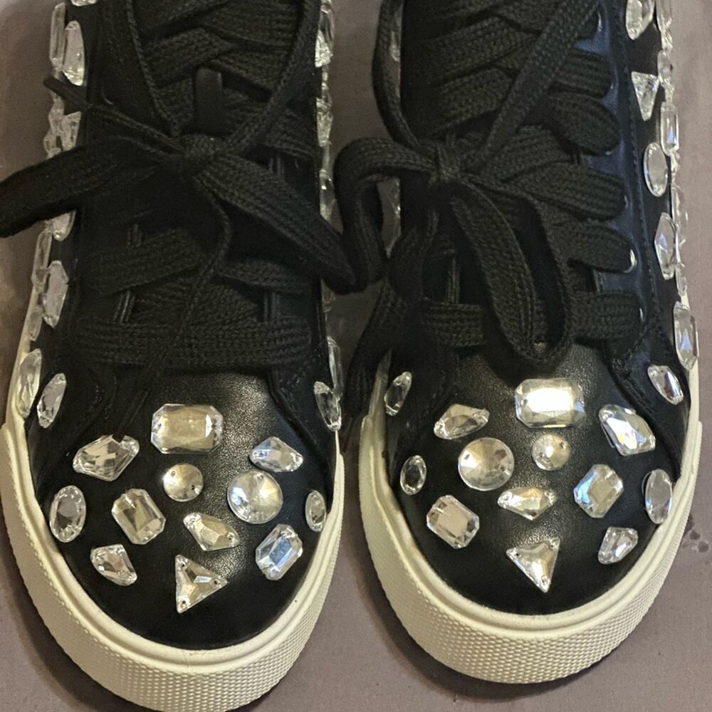 LAUREN LORRAINE NEW IN BOX HILANA BLACK EMBELLISHED HIGH TOP SNEAKERS Size 5.5 - Picture 11 of 15